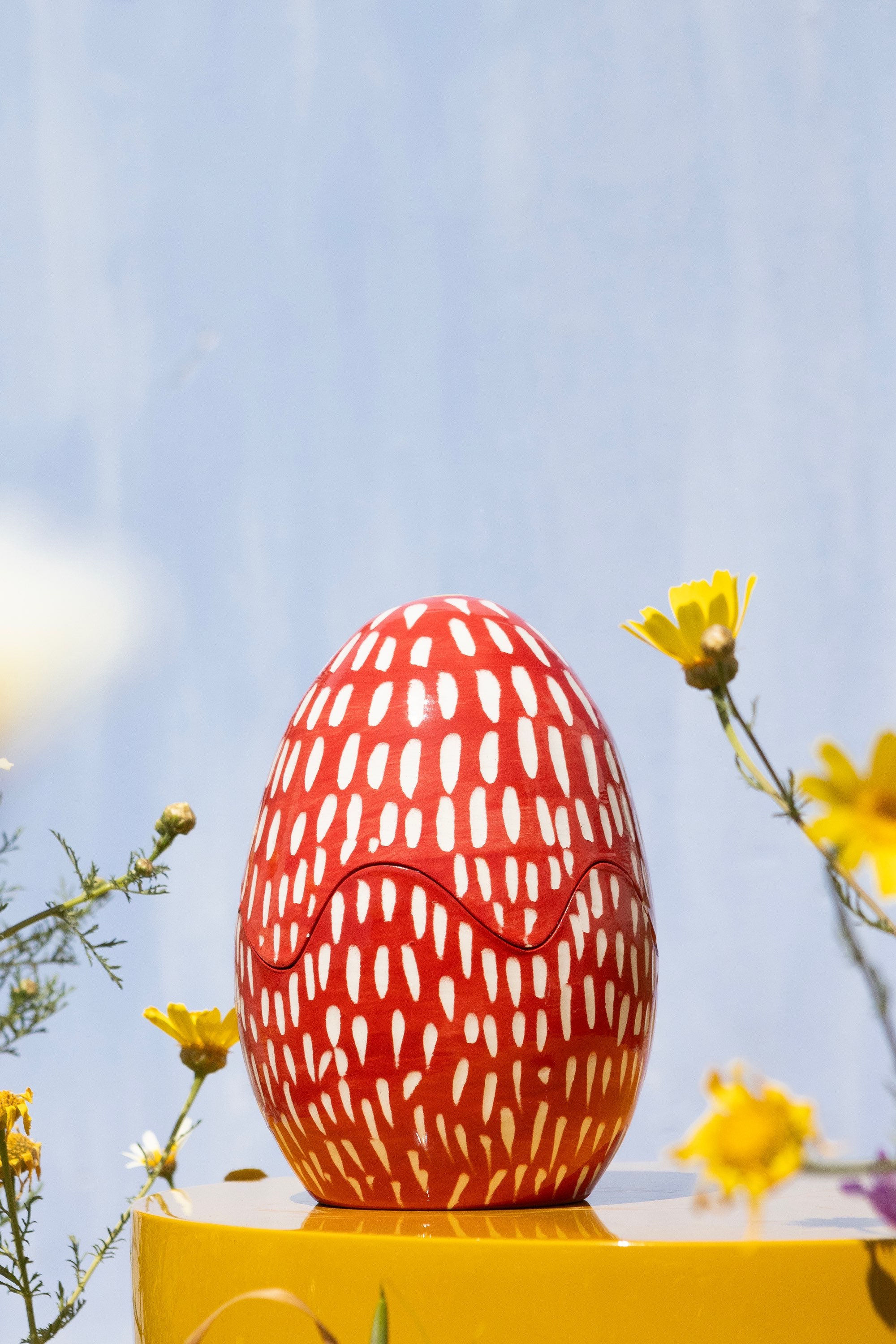 HAPPY EGG • red engraved