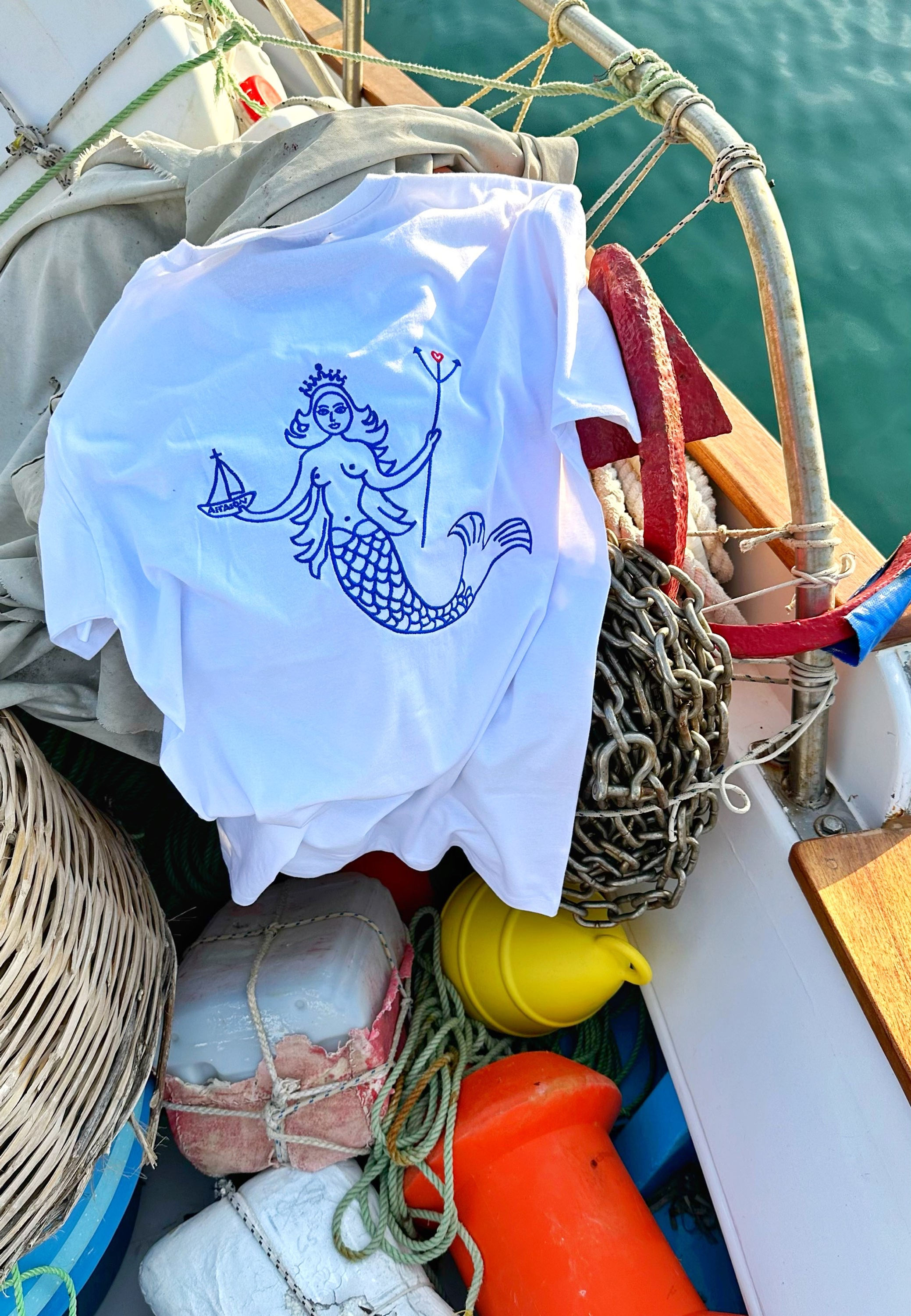 STAY SALTY • tshirt