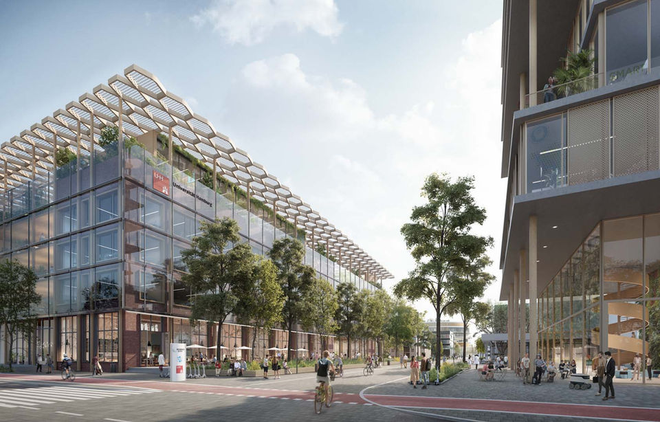 Street situation with a glass building to the left with a hexagonal structure as a roof.