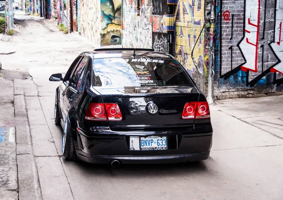 Automotive Photography by Blake Ferguson depicts Behn Ferguson’s modified 2000 Volkswagen Jetta MK4 VR6 in Graffiti Alley, Toronto, Ontario. (3)