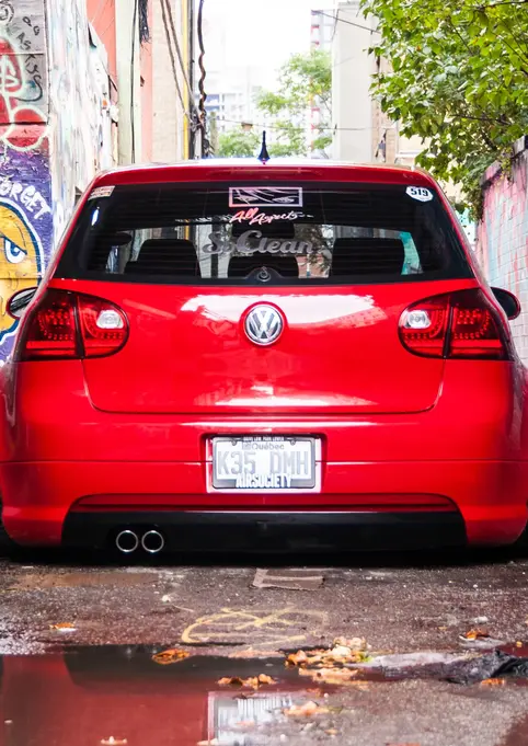 Automotive Photography by Blake Ferguson depicts Kevin Pratte’s modified 2008 Volkswagen Golf MK5 in Graffiti Alley, Toronto, Ontario. (5)