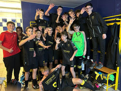 U15
