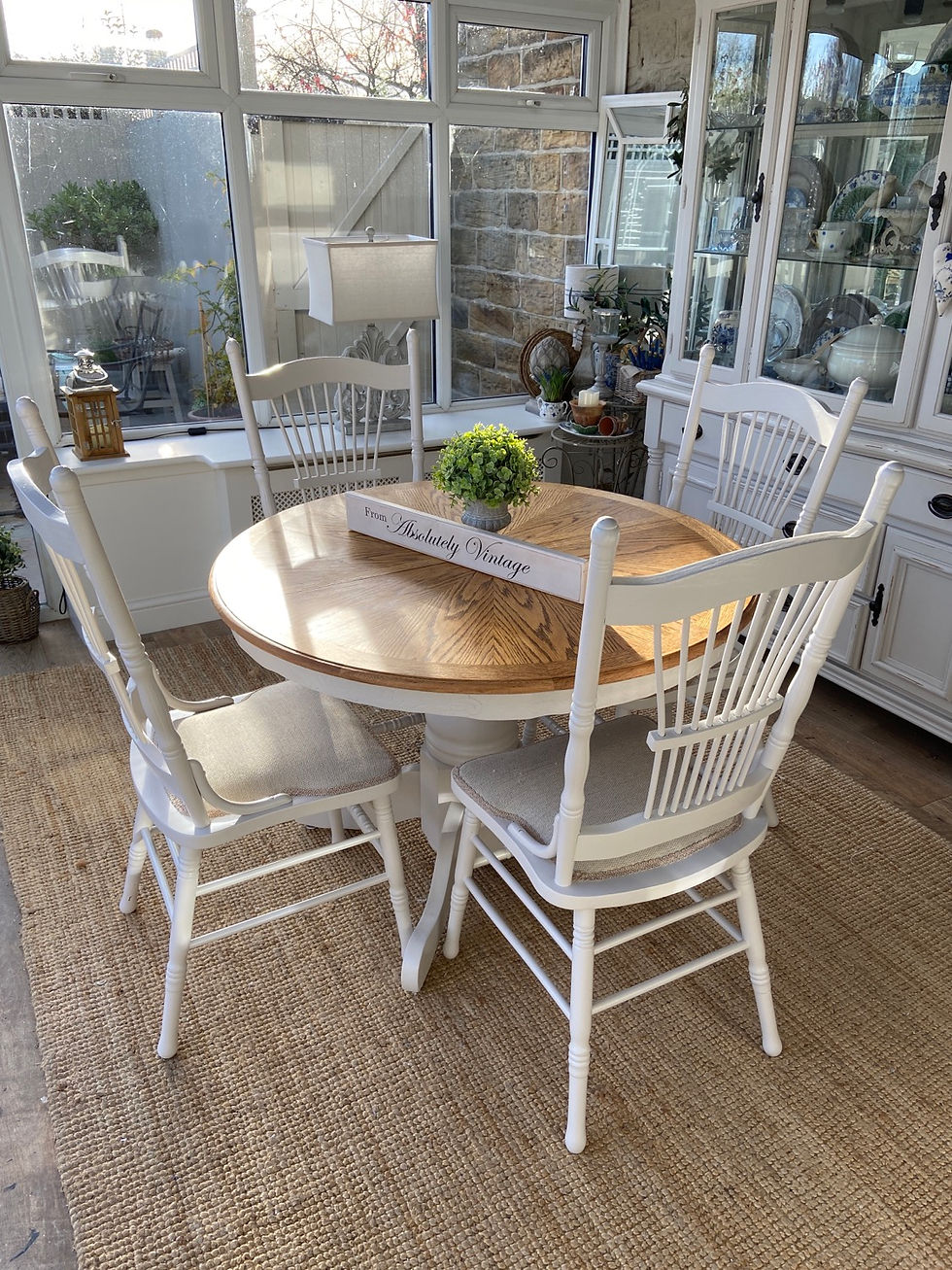 Thumbnail: An Extending Tiger Oak Table and 4 Chairs~ Seats 6 