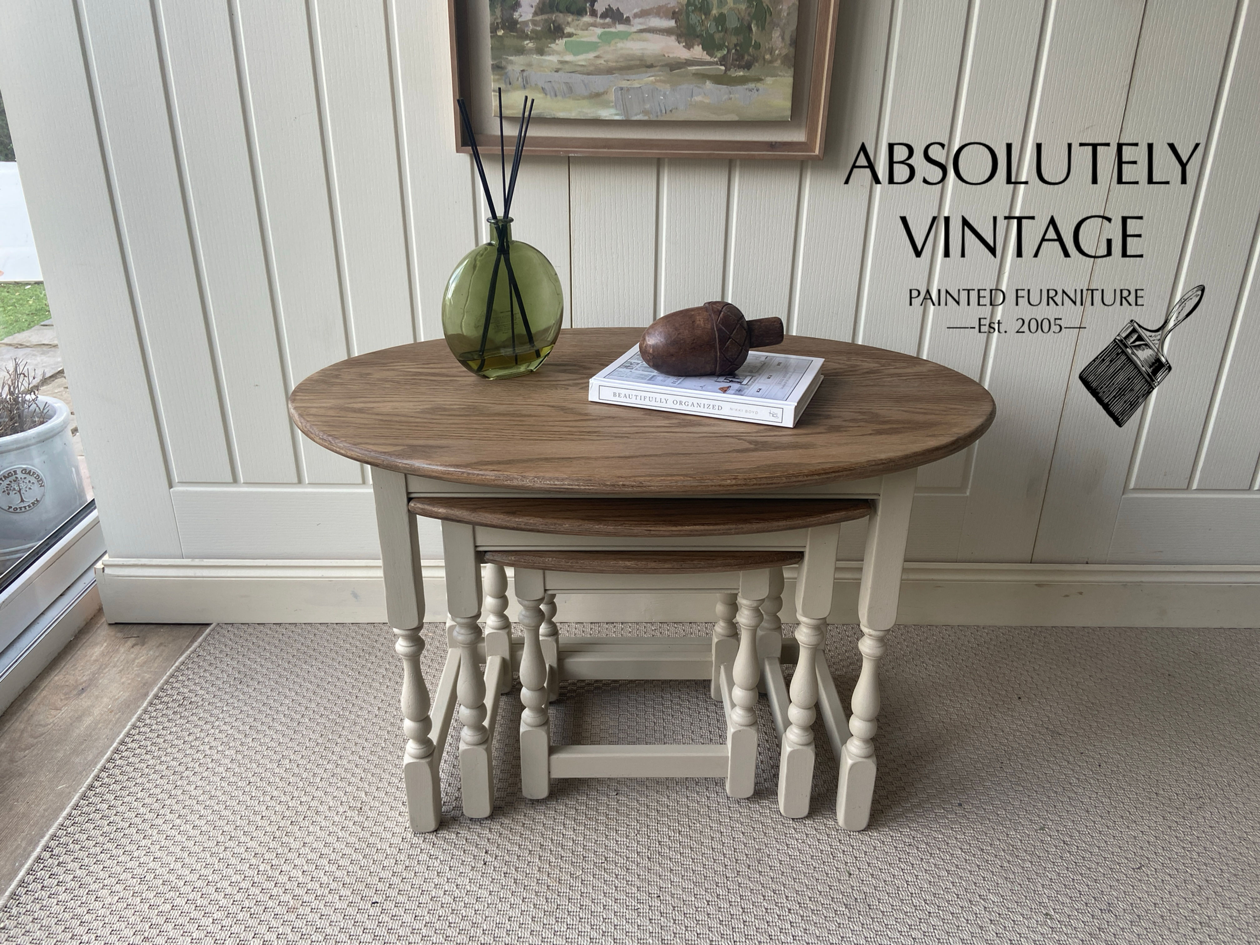 A Beautiful Oak Coffee Table / Nest of Tables