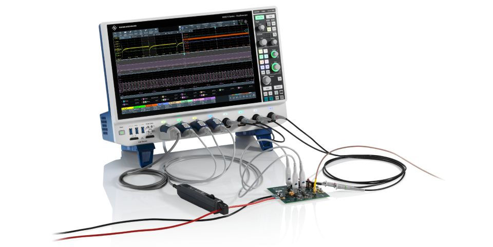 使用 R&S MXO 5 8 通道示波器對多相式降壓轉換器設計進行電源完整性分析 (由 Texas Instruments 提供)