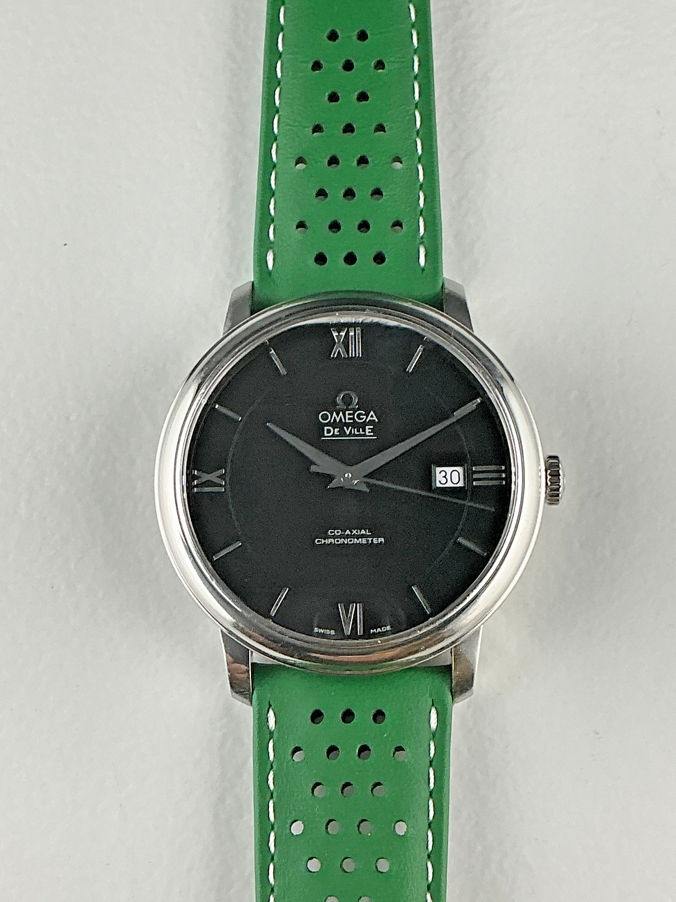 Thumbnail: Omega De Ville Prestige Date Co-Axial 40mm Automatic 424.13.40.20.01.001