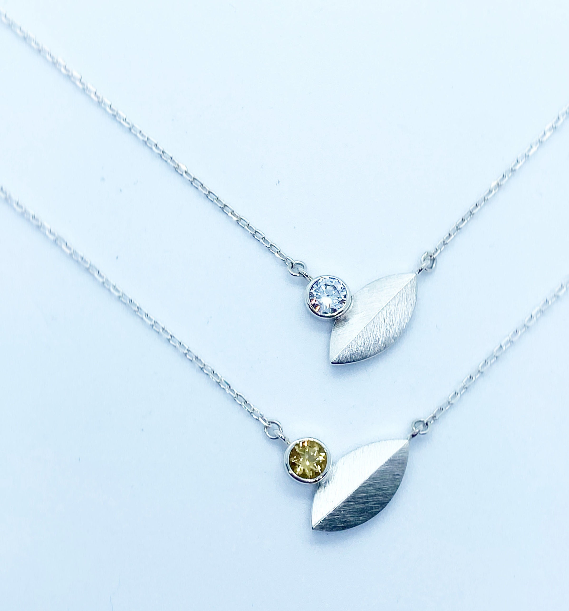 Ellipse Citrine Necklace