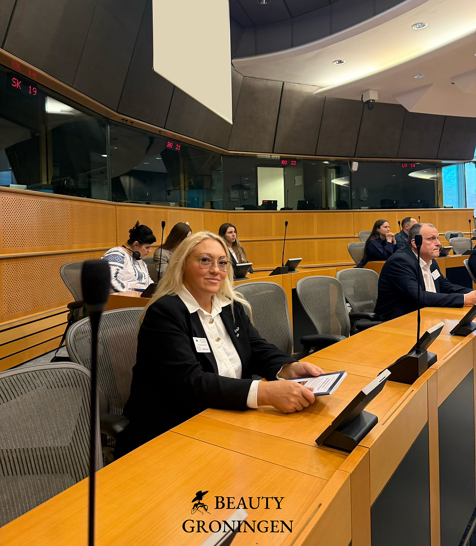 Dr. Vira Zwaneveld in het gebouw van het Europees Parlement, aanwezig bij discussies op EU-niveau over innovatie en een betere toekomst.