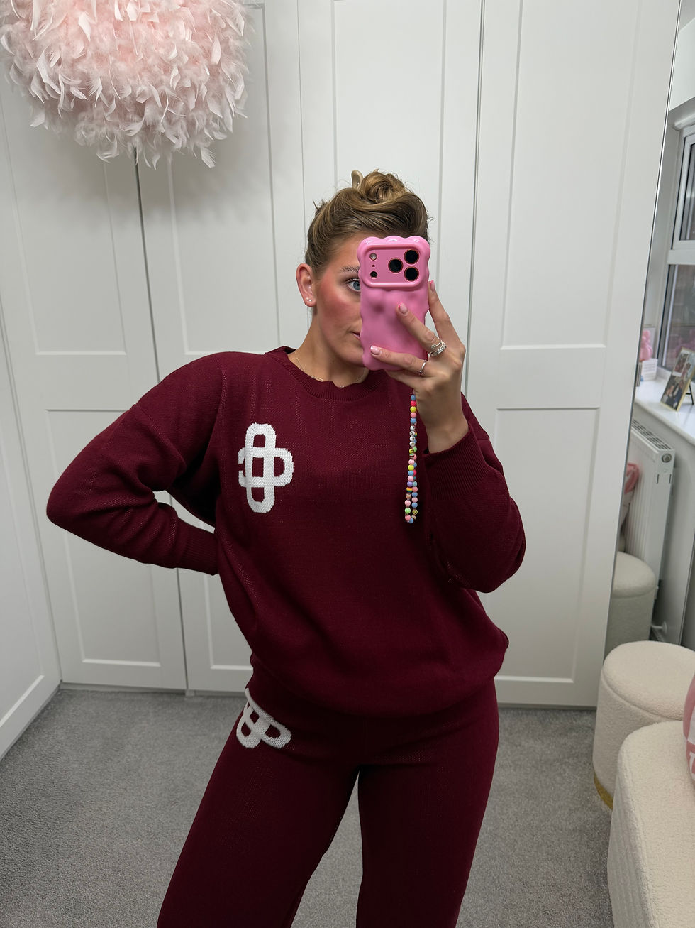 Thumbnail: COUTURE Lounge in Burgundy 