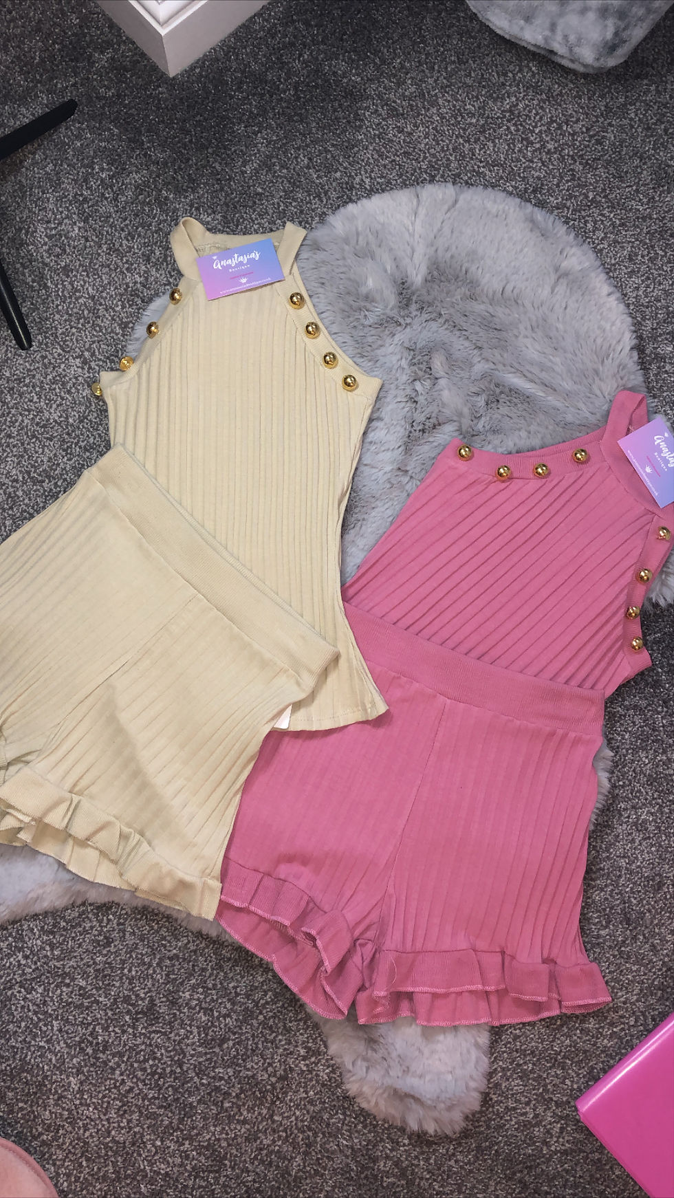 Thumbnail: TILLY sets