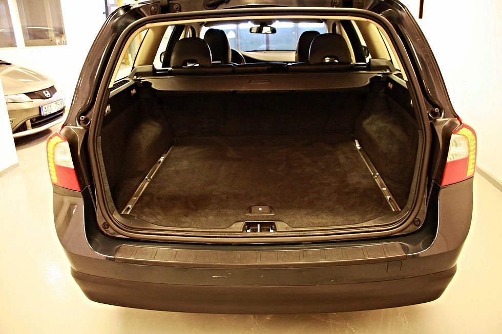 Miniatyrbild: Volvo V70 II 2,0F ((SÅLD))