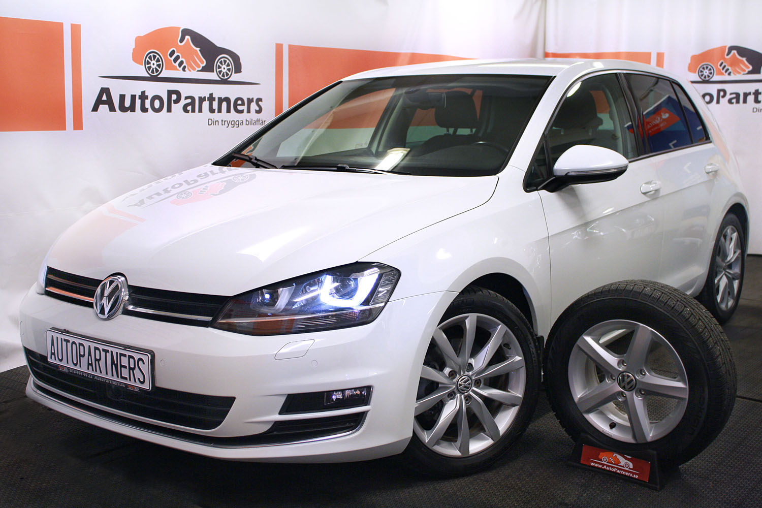 VW Golf VII 1.4TSI AUT GT 140HK VÄLUT-13
