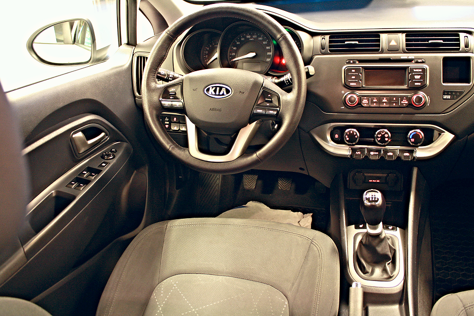 Miniatyrbild: Kia RIO 1,4 ECO EX KOMFORT (SÅLD)