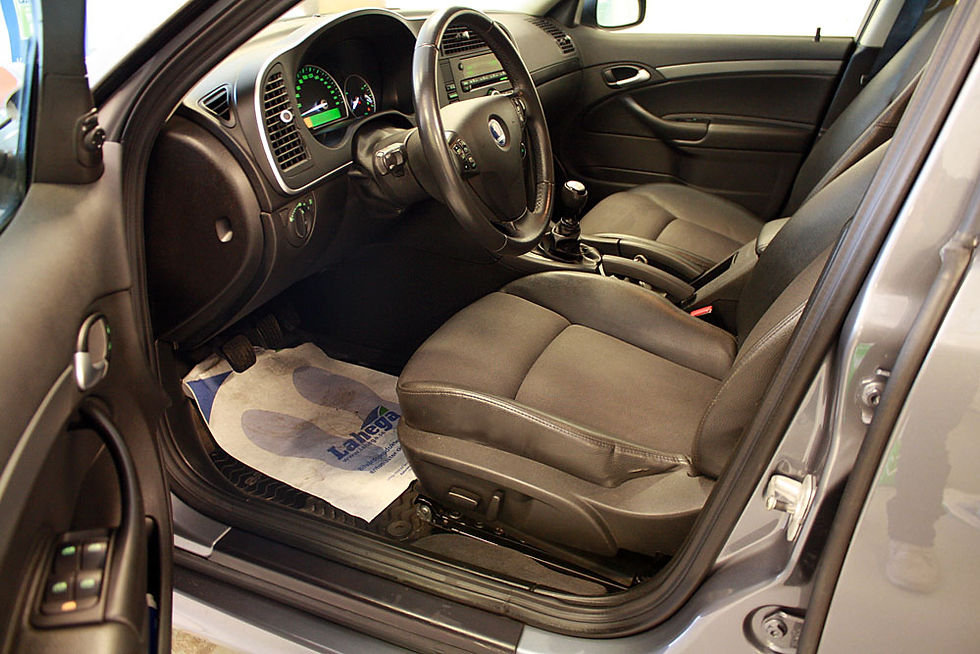 Miniatyrbild: Saab 9-3 1.8T SportCombi (SÅLD)