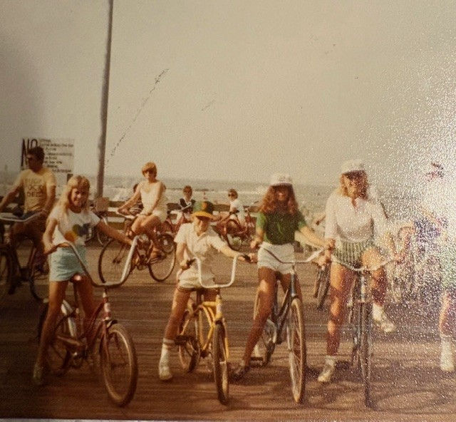 With my sister, Kevin, his sister Karen and my hair!