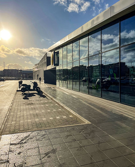 COMPLESSO COMMERCIALE