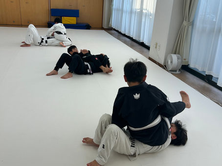 第二マットでのクラス始まりました