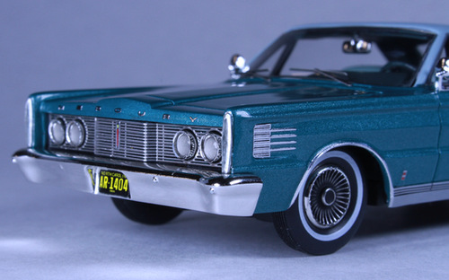GC-008 A 1965 MERCURY PARK LANE MARAUDER Ocean Turquoise