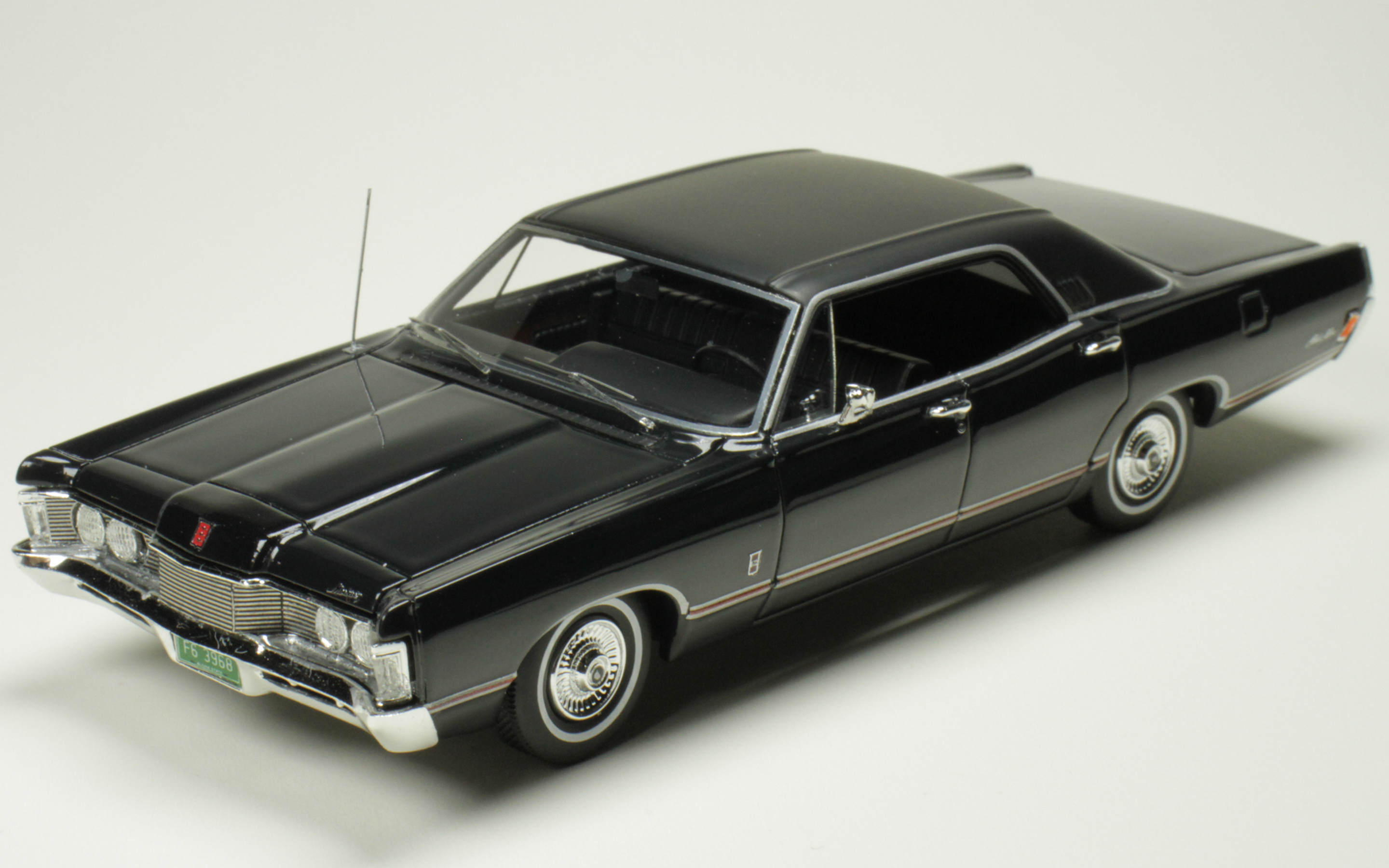 GC-085 A 1968 Mercury Brougham Black