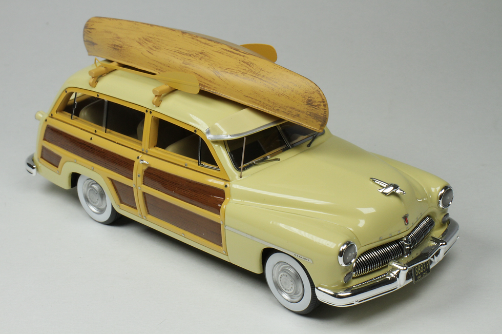 GC-050 B 1949 Mercury Woodie Miami Cream