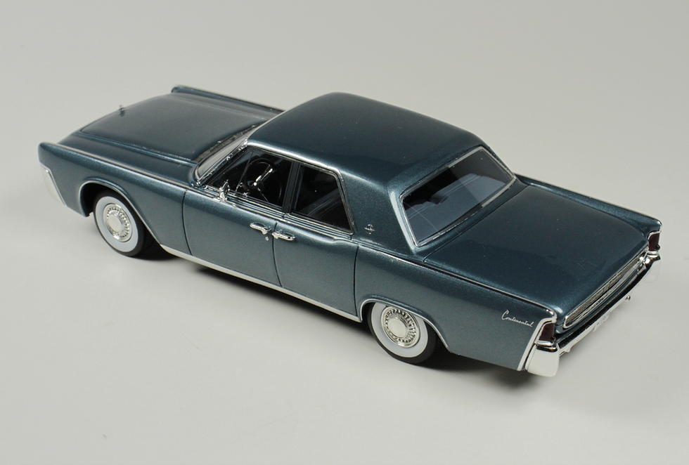 Thumbnail: GC-088 A 1962 Lincoln Continental Oxford Grey