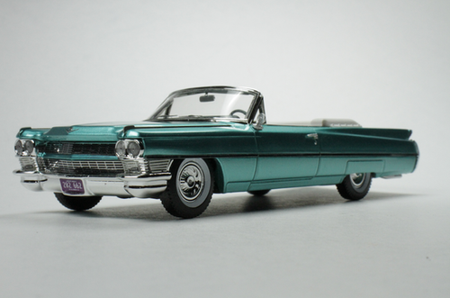 GC-035 B 1964 Cadillac Coupe De Ville Firemist Aquamarine