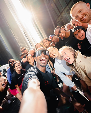 23 LDN Mara - Sports Shoes Run Club - Mo Farah, Joe Wigfiled, Calli Thackery, Innes Fitzge