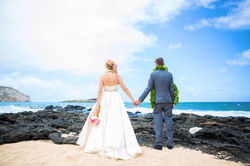 Hawaiian Wedding Pictre Romance -10