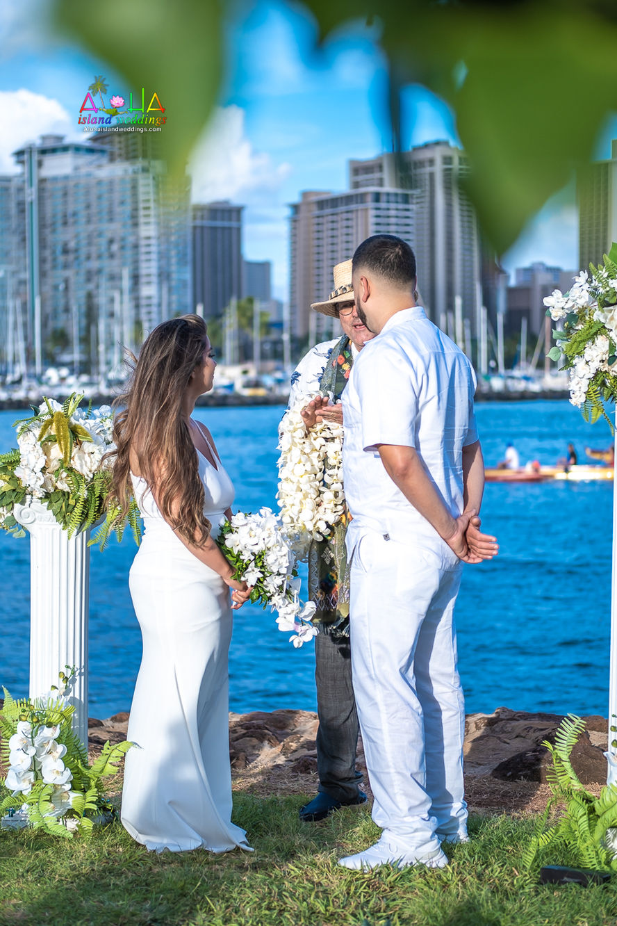 Magicisland-weddings-in-Hawaii-2-18.jpg