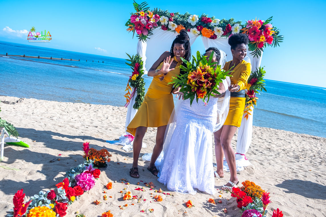 Hawaii-wedding-ceremonies-JC-B-101.jpg