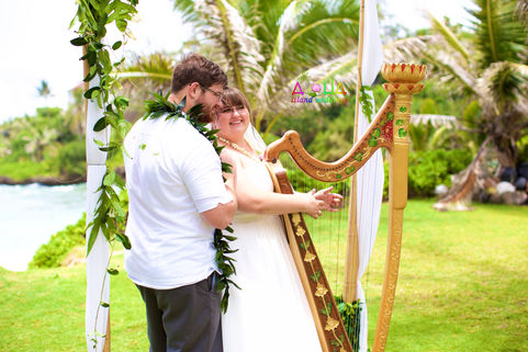 Wedding in Hawaii - Hawaii destination wedding