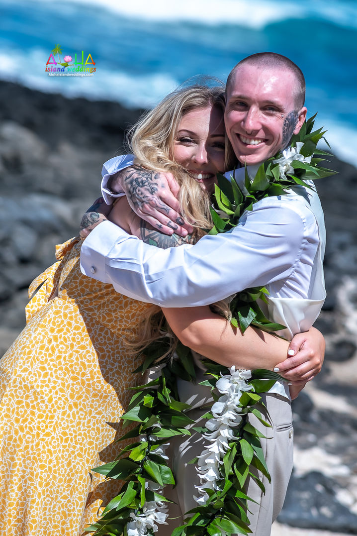 Oahu-beach-weddings-LT-1-56.jpg