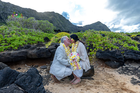 Beach-wedding-in-Hawaii-PR-w-105.jpg