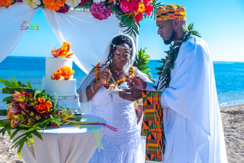 Hawaii-wedding-ceremonies-JC-B-116.jpg