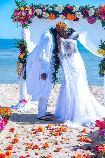 Hawaii-wedding-ceremonies-JC-B-45.jpg