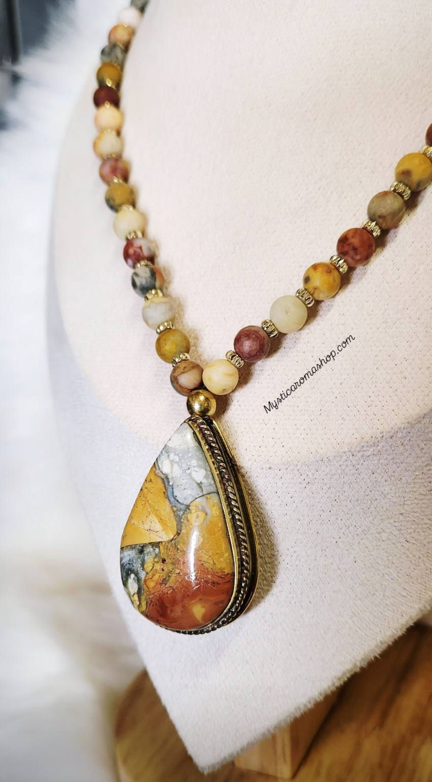 Collier en Agate Crazy Lace, Jaspe Maligano.