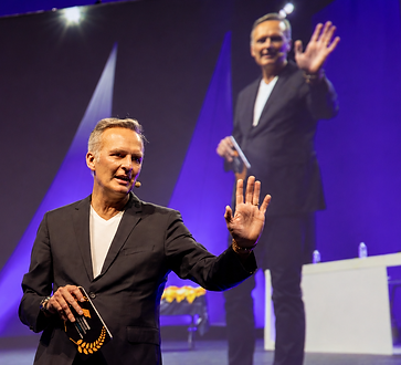 Yan Kuszak_Journaliste Corporate