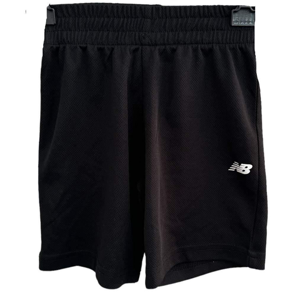 Bermuda Infantil Preta da New Balance - Tam 4