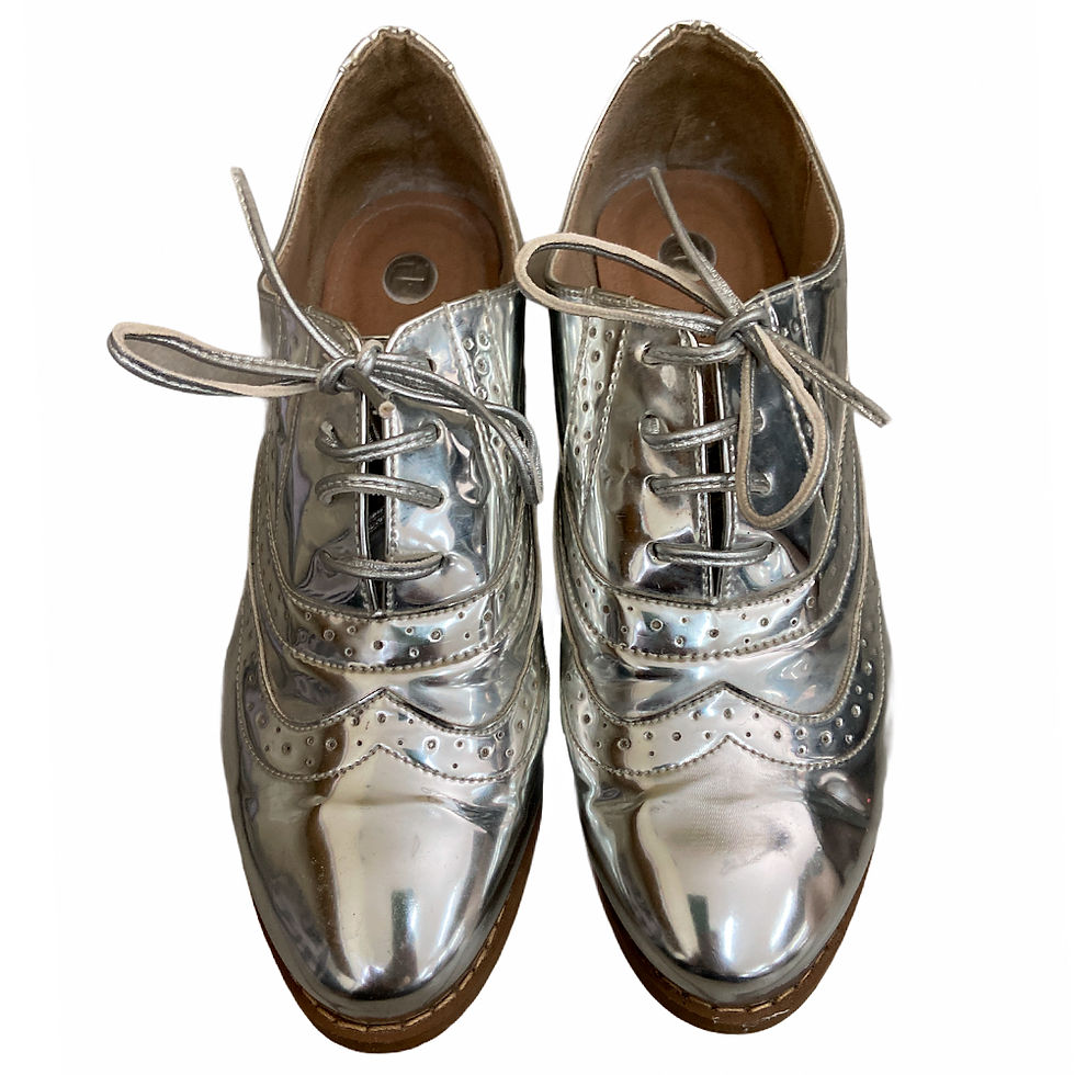 Miniatura: Tênis Metalizado da Ana Hickmann