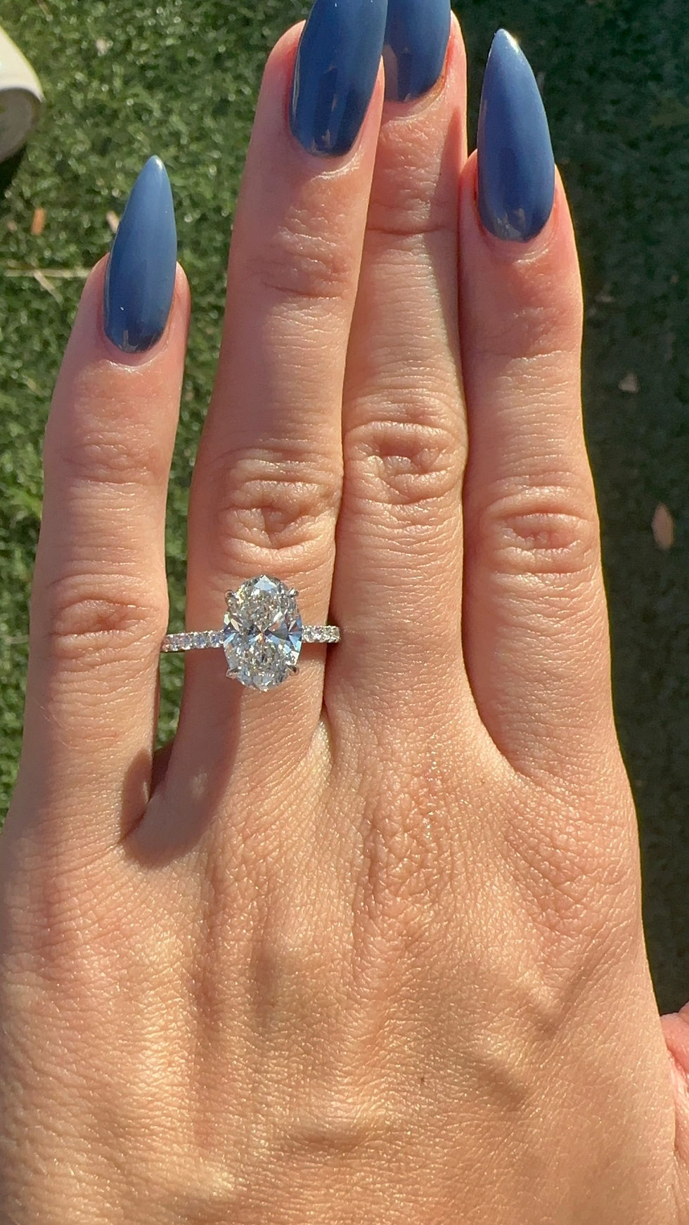 Thumbnail: 2.56 carat G VS1 oval lab-grown diamond on a pavé band with hidden halo