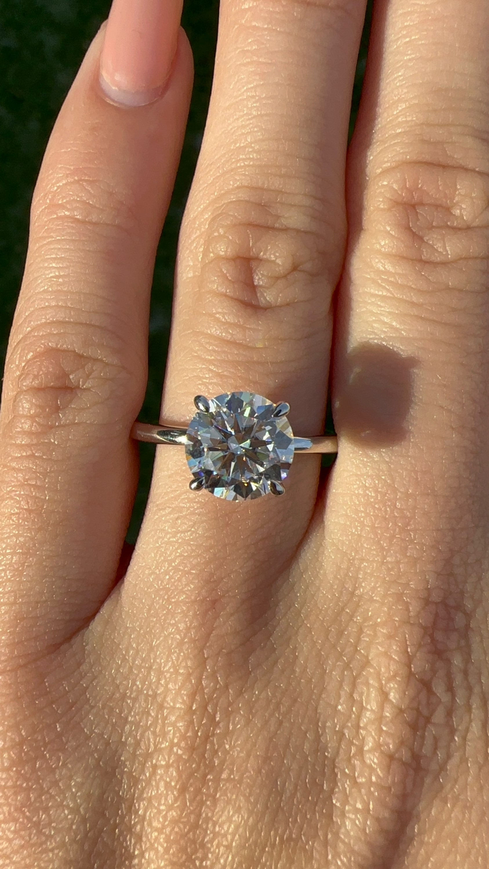 2.5 carat round moissanite solitaire engagement ring