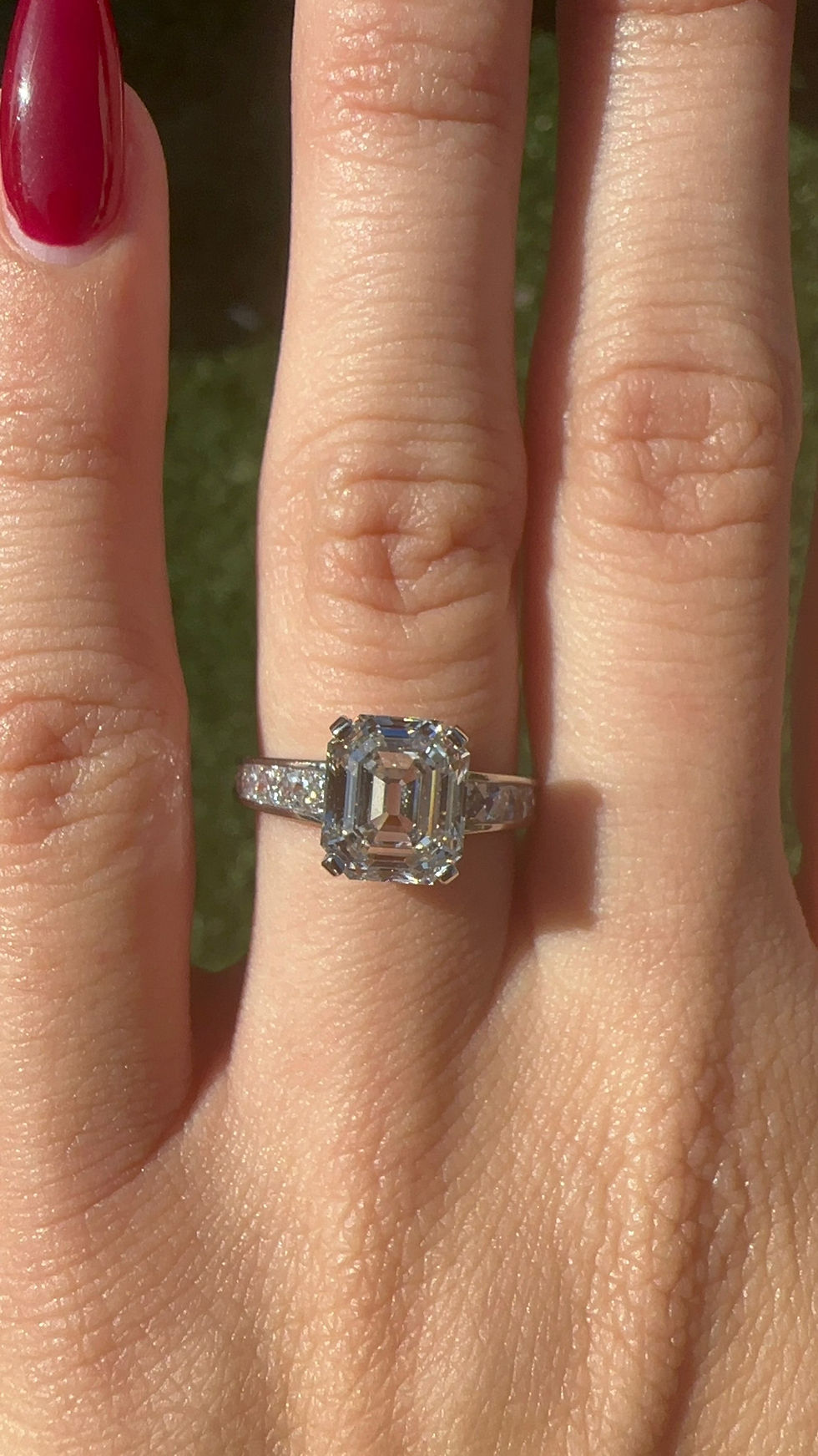 Thumbnail: 2.65 carat I VS2 antique inspired emerald cut on a french cut diamond band  