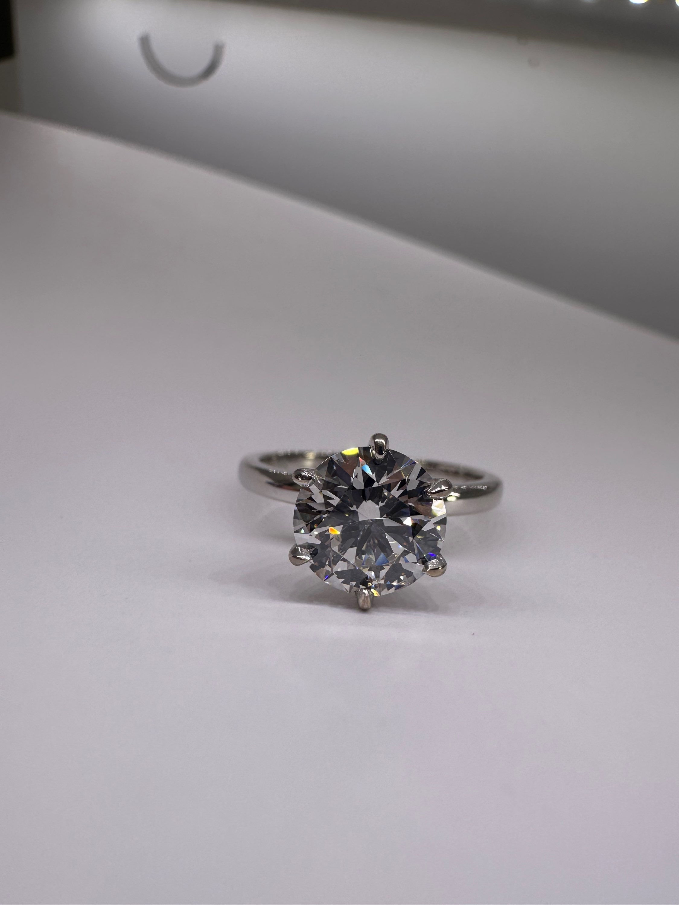 2.08 carat round G VS1 lab diamond solitaire