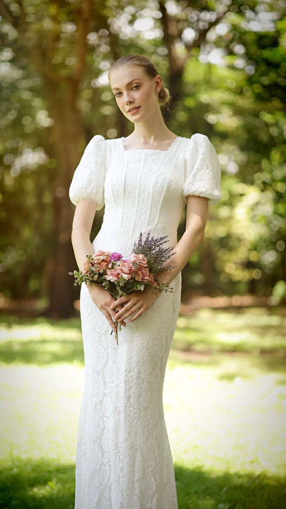 שמלת כלה צנועה מתחרה