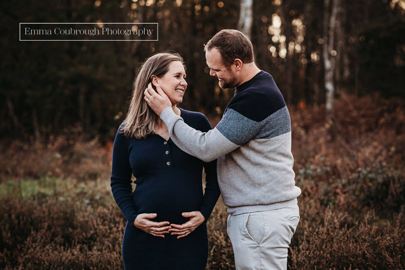 Maternity couple photos outdoor at golden hour