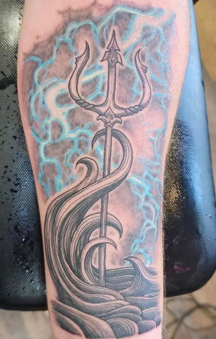 Color tattoo, Mixed style tattoo, trident tattoo, ocean scene tattoo