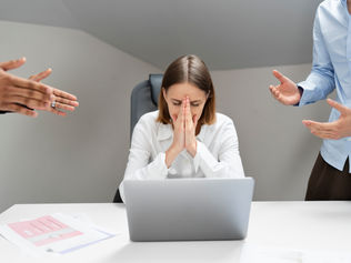 Los 8 problemas legales más comunes en empresas chilenas (y cómo anticiparse a ellos) 