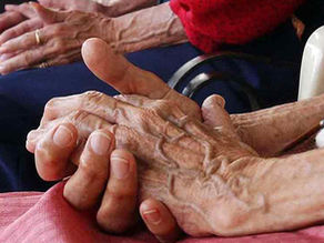 OSTEOPOROSIS EN ADULTOS MAYORES