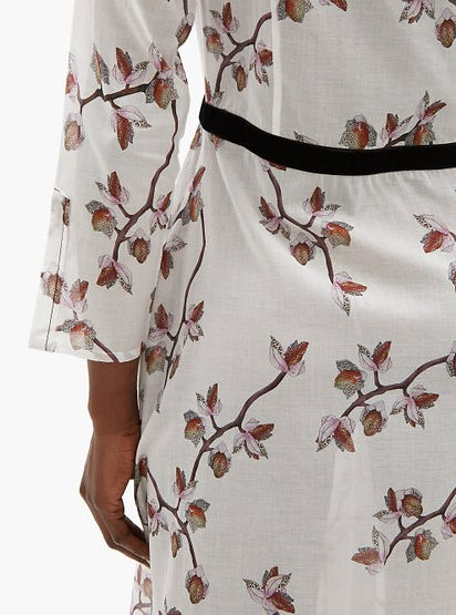 13047012~white print_2.jpg