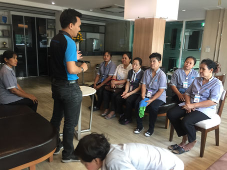 ให้บริการได้ดี เพราะมีการให้ความรู้